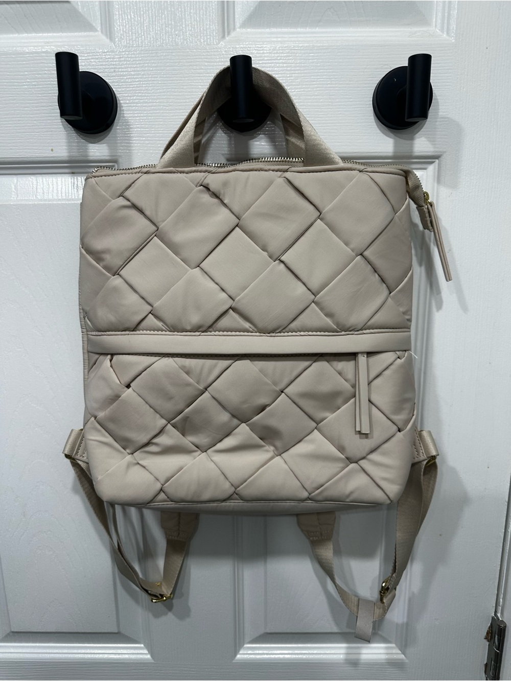House of Harlow 1960 Cream Quilted Backpack